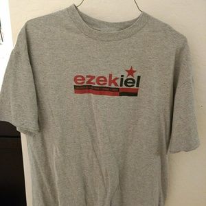 Ezekiel gray men's XL t-shirt
